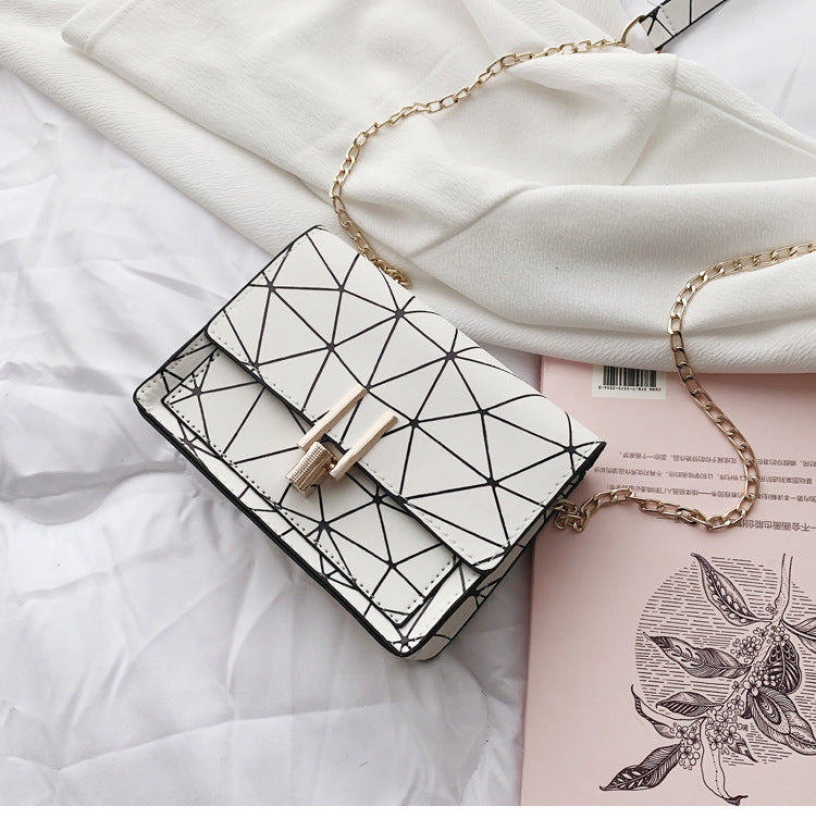 Y-Lock Chain Small Square Bag – Stylish & Compact