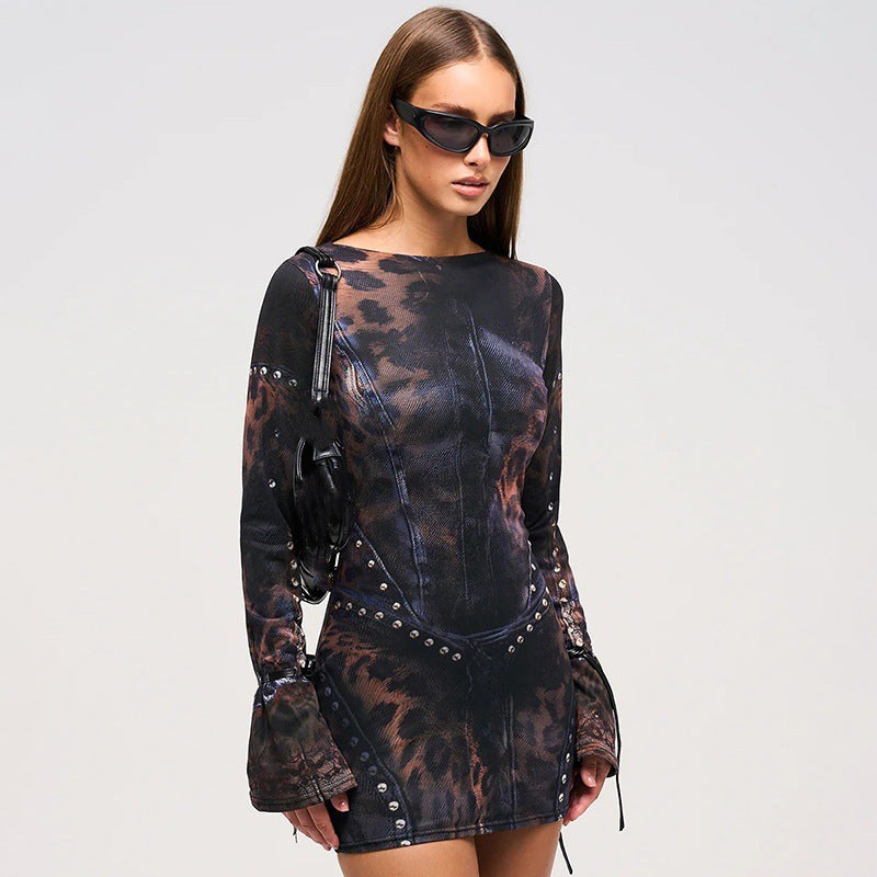 Winter New Contrast Color Leopard Print Metal Buckle Short Dress