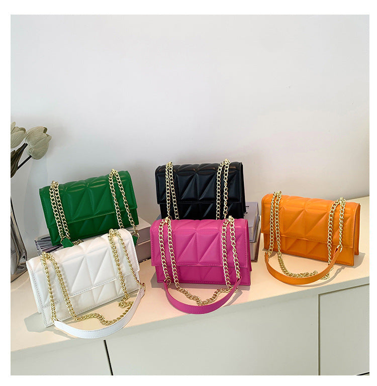 Small Square Chain Crossbody Bag – Stylish Compact Carry
