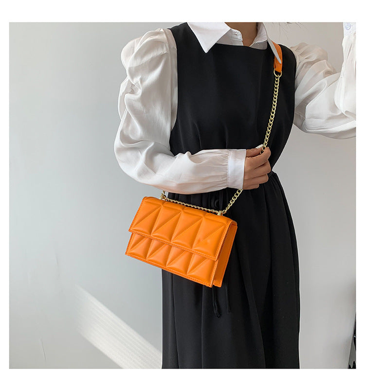 Small Square Chain Crossbody Bag – Stylish Compact Carry